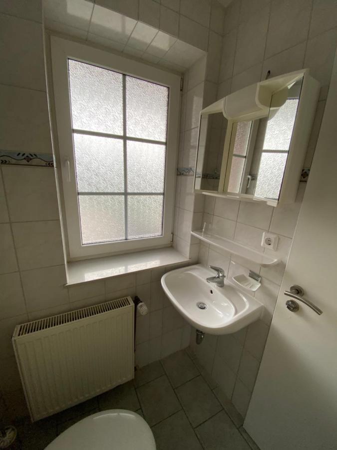 Pension Holter Deel Куксхафен Экстерьер фото