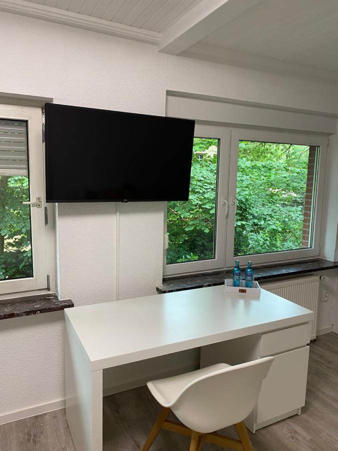 Pension Holter Deel Куксхафен Экстерьер фото